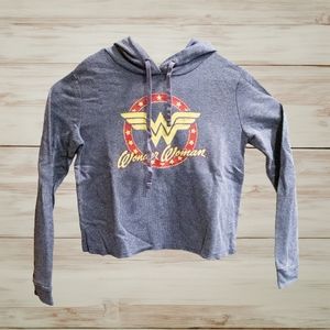 Wonder Woman Cropped Hoodie
